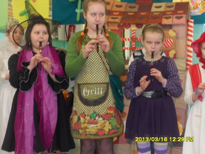 16 III 2013_PRZEDSTAWIENIE15.JPG
